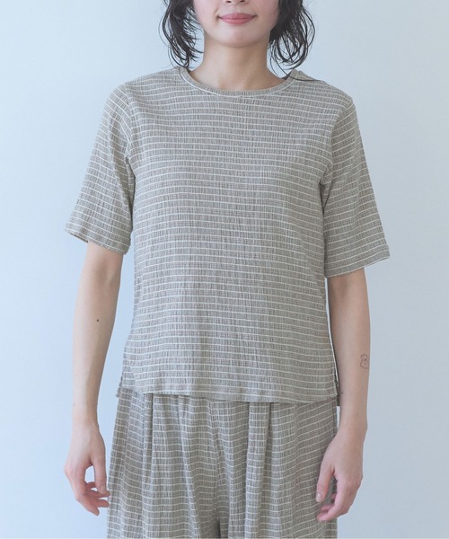 yuni(ユニ )の「高島ちぢみマルチボーダー半袖プルオーバー(Tシャツ/カットソー・レディース・ベージュ/ブルー・FREE)」の9枚目の写真