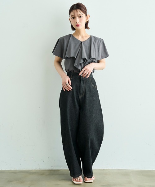 mil（ミル）の「【汗染み防止加工】 ラッフルカラー Tシャツ【587216】（Tシャツ/カットソー・レディース・グレイッシュベージュ/チャコールグレー/ブラック・S/XS）」の14枚目の写真