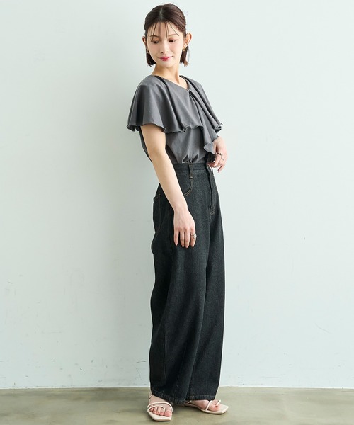 mil（ミル）の「【汗染み防止加工】 ラッフルカラー Tシャツ【587216】（Tシャツ/カットソー・レディース・グレイッシュベージュ/チャコールグレー/ブラック・S/XS）」の18枚目の写真