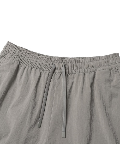 Snow Peak(スノーピーク)の「Snow Peak / Root Women's Shorts ルート レディース ショーツ 海外限定(その他パンツ・レディース・ブラック/カーキ/グレー・S/M/L)」の13枚目の写真