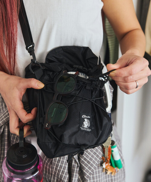 COBMASTER(コブマスター)の「Cobmaster × FREAK'S STORE/コブマスター × フリークスストア 別注 2WAY ROLLTOP&KINCHAKU SHOULDE(ショルダーバッグ・レディース・ベージュ/ブラック/グレー/ラベンダー・ONE SIZE)」の20枚目の写真