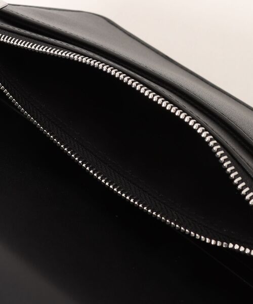 CHARLES & KEITH(チャールズ & キース)の「Lane レーン ハンドルウォレット(財布・レディース・ピンク系その他3/スミクロ/クリーム・XS)」の14枚目の写真