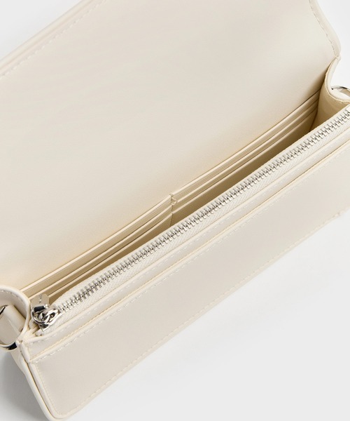 CHARLES & KEITH(チャールズ & キース)の「Lane レーン ハンドルウォレット(財布・レディース・ピンク系その他3/スミクロ/クリーム・XS)」の8枚目の写真