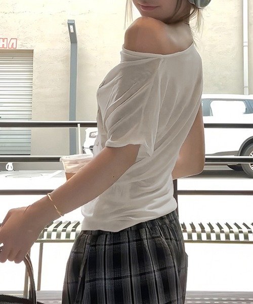 core core(コアコア)の「モチーフプリント2WAYシアーTシャツ(Tシャツ/カットソー・レディース・ホワイト・M/L)」の5枚目の写真