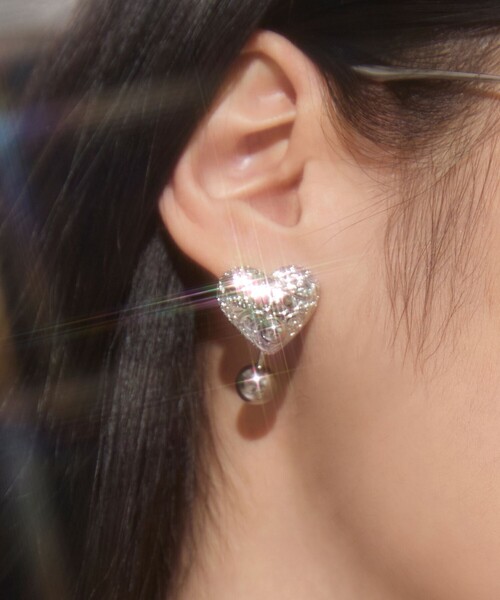 Soierie(ソワリー)の「<Soierie>Heart barbell ピアス(ピアス(両耳用)・レディース・シルバー・FREE)」の3枚目の写真