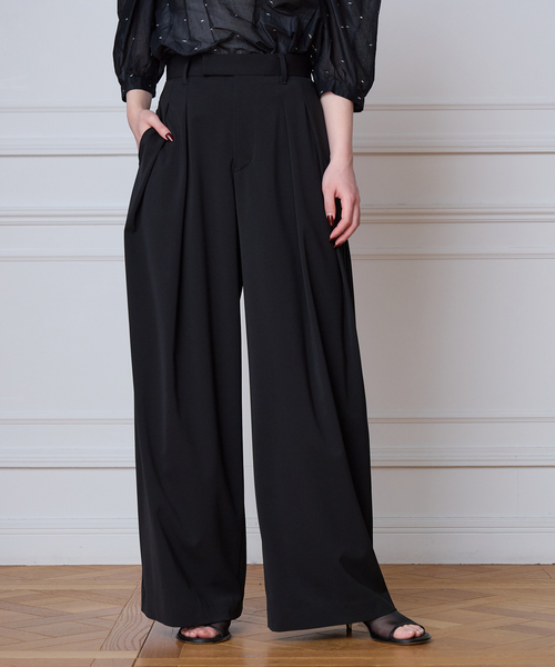 IENA LA BOUCLE(イエナラブークル)の「《追加》洗濯機洗い可 ウーステッドライクシャンブレータックスラックス(スラックス・レディース・チャコールグレー/グレー/ブラック・34/36/38/40)」の1枚目の写真