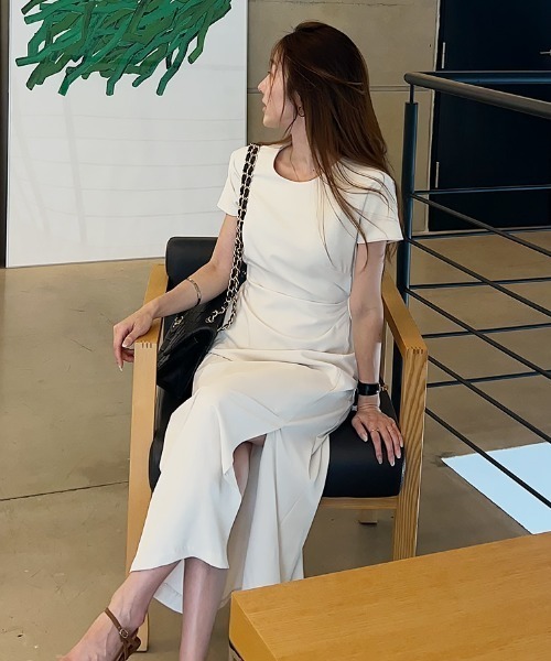 FAVORITO(ファヴォリート)の「ウエストマークワンピース(ワンピース・レディース・ベージュ/ブラック・F)」の19枚目の写真