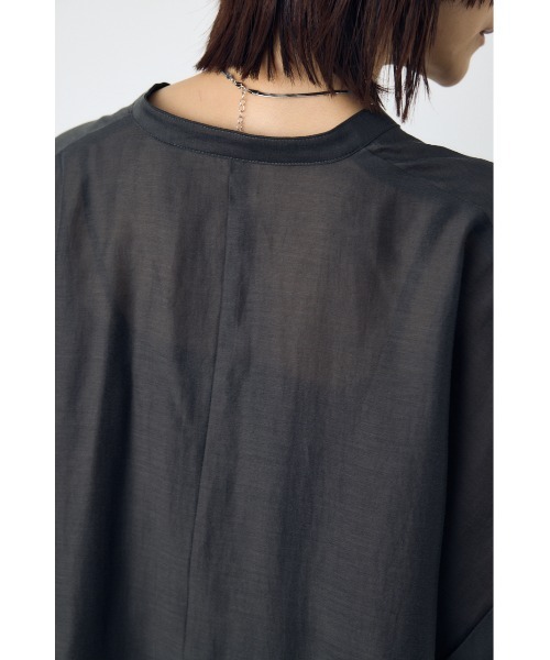 AZUL by moussy(アズールバイマウジー)の「【着丈バリエ】ハーフスリーブドルマンシャツ(シャツ/ブラウス・レディース・オフホワイト/ライトブラック/ライトブルー・SMALL/MEDIUM)」の20枚目の写真