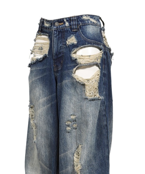 Jaded London(ジェイデッドロンドン)の「DISTRESSED CUT-OUT COLOSSUS JEANS(デニムパンツ・レディース・ブルー・28/30/26)」の4枚目の写真
