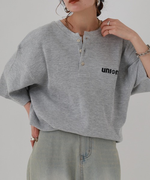 76（セブンティシックス）の「76Lubricants ワッフルヘンリーネックＴシャツ 半袖（Tシャツ/カットソー・メンズ・ブラック/グレー/オフホワイト・M/L）」の7枚目の写真