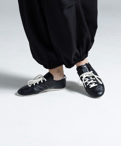 Y-3（ワイスリー）の「Y-3 TOKYO（スニーカー・メンズ・ブラック×ホワイト・28.0cm/27.5cm/27.0cm/26.5cm/26.0cm/25.5cm/28.5cm/23.0cm/24.5cm/24.0cm/23.5cm/29.5cm/25.0cm/22.5cm）」の2枚目の写真
