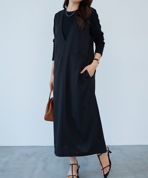 umune(ウムネ)の「ジャンパーSK 深Vネック Iラインシルエット らっとした肌あたり 秋冬(ジャンパースカート・レディース・アイボリー/ブラック/チャコールグレー・FREE)」の15枚目の写真