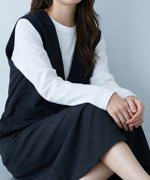 umune(ウムネ)の「ジャンパーSK 深Vネック Iラインシルエット らっとした肌あたり 秋冬(ジャンパースカート・レディース・アイボリー/ブラック/チャコールグレー・FREE)」の21枚目の写真