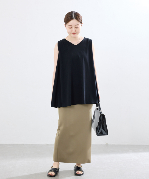IENA(イエナ)の「《接触冷感/UVカット》ストレッチジャージーIラインスカート(スカート・レディース・カーキ/ブラック・36/38)」の16枚目の写真