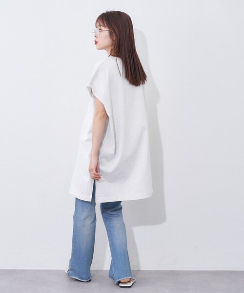 etsinta(エシンタ)の「【etsinta】ビジュー付カレッジノースリ(タンクトップ・レディース・チャコールグレー/ブルー/ライトグレー/ピンク・ONE SIZE)」の22枚目の写真