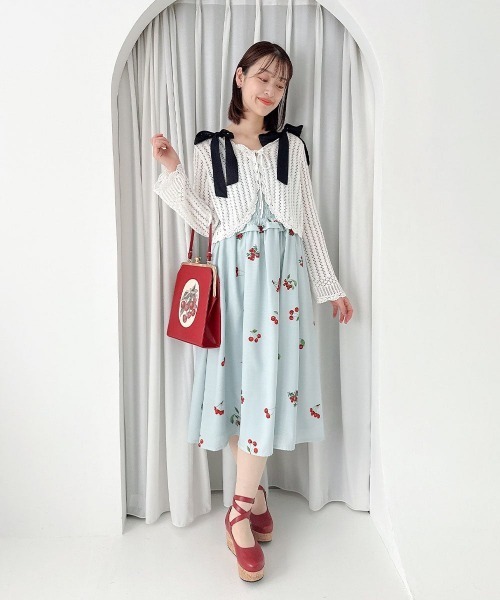 F i.n.t(フィント)の「チェリー柄シャーリングワンピース/fint フィント(ワンピース・レディース・ライトブルー/アイボリー・FREE)」の15枚目の写真
