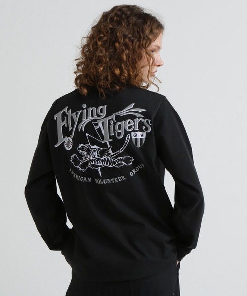 AVIREX(アヴィレックス)の「《WEB&DEPOT限定》MILITARY MOTIF LONG SLEEVE T-SHIRT(Tシャツ/カットソー・レディース・ライトグレー/ブラック/ホワイト・F)」の1枚目の写真