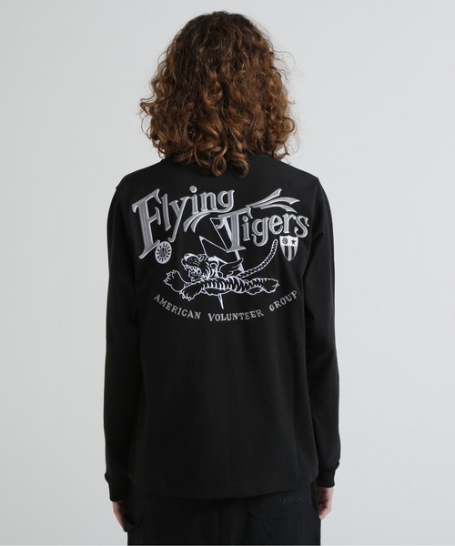 AVIREX(アヴィレックス)の「《WEB&DEPOT限定》MILITARY MOTIF LONG SLEEVE T-SHIRT(Tシャツ/カットソー・レディース・ライトグレー/ブラック/ホワイト・F)」の8枚目の写真