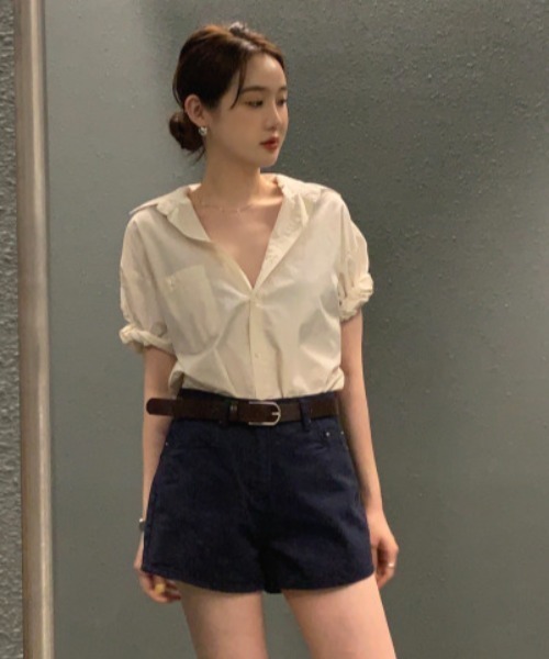 FAVORITO(ファヴォリート)の「襟付きシャツ(シャツ/ブラウス・レディース・ベージュ/ホワイト・F)」の15枚目の写真