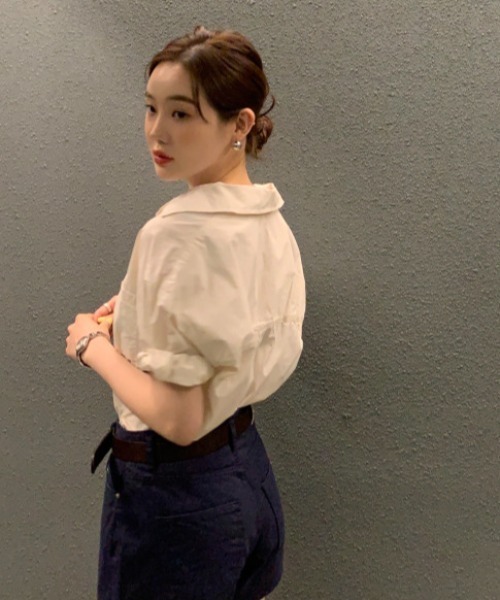 FAVORITO(ファヴォリート)の「襟付きシャツ(シャツ/ブラウス・レディース・ベージュ/ホワイト・F)」の19枚目の写真