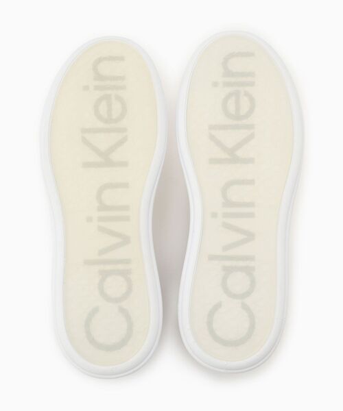 Calvin Klein(カルバン・クライン)の「ロートップレースアップスニーカー(スニーカー・メンズ・アイボリー系・41/40/42)」の5枚目の写真