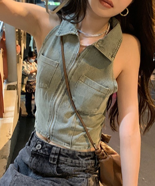 Vipoa（ヴィポア）の「Zip up denim crop tops（ベスト・レディース・ライトブルー・FREE）」の9枚目の写真