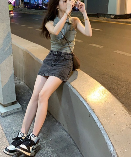 Vipoa（ヴィポア）の「Zip up denim crop tops（ベスト・レディース・ライトブルー・FREE）」の8枚目の写真