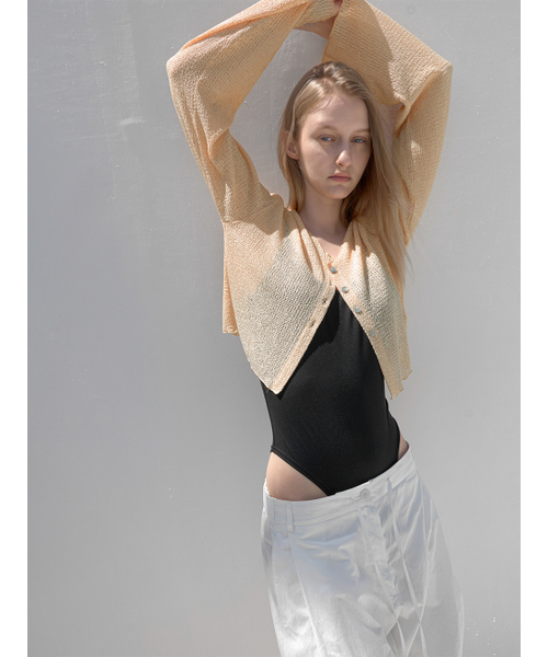 ATELIER NAIN(アトリエナイン)の「EMBO LACE COVER-UP CARDIGAN (CD-2269)(カーディガン/ボレロ・レディース・ホワイト/ブラック/ライトオレンジ系・FREE)」の5枚目の写真