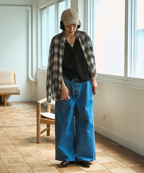 FREAK'S STORE(フリークスストア)の「SOMETHING × FREAK'S STORE/サムシング 別注 PAINTER BAGGY/別注 ペインター バギーデニム(デニムパンツ・レディース・ネイビー/ブルー・MEDIUM/SMALL)」の7枚目の写真