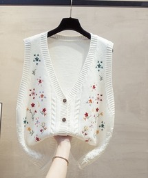 花柄刺繍ケーブルニットベスト