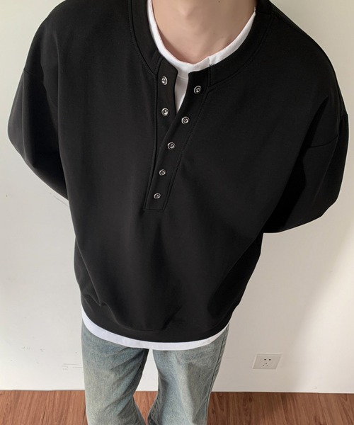B.R.U(ブル)の「シルバーボタンヘンリーネックカットソー(Tシャツ/カットソー・メンズ・グレー/ブラック・FREE)」の13枚目の写真