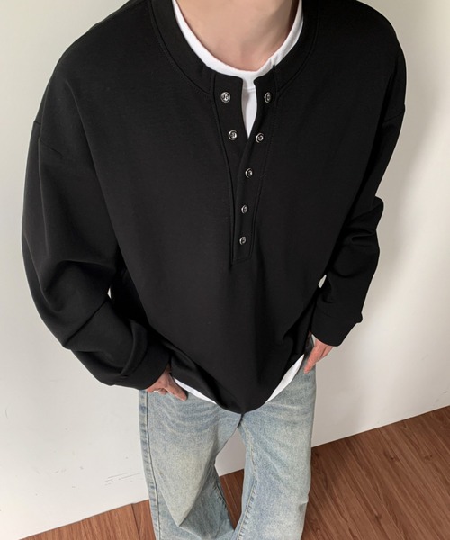 B.R.U(ブル)の「シルバーボタンヘンリーネックカットソー(Tシャツ/カットソー・メンズ・グレー/ブラック・FREE)」の17枚目の写真