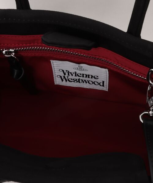 Vivienne Westwood(ヴィヴィアンウエストウッド)の「TROY SMALL TOTE CROSSBODY(ショルダーバッグ・レディース・ブラック・FREE)」の4枚目の写真