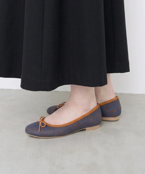 Launa lea(ラウナレア)の「【26秋冬】ラウンドトゥバレエシューズ(B1615A)(バレエシューズ・レディース・ネイビー/アイボリー・25.0cm/22.0cm/24.5cm/21.5cm/24.0cm/23.5cm/23.0cm/25.5cm/22.5cm)」の8枚目の写真