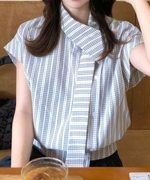 ストライプ柄ブラウス