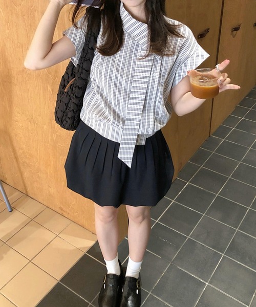 FLINEA（フリネア）の「ストライプ柄ブラウス（シャツ/ブラウス・レディース・グレー・FREE）」の4枚目の写真