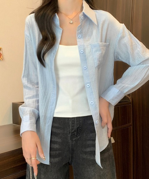 ReRe(リリ)の「シアー素材ベーシック長袖シャツ(シャツ/ブラウス・レディース・ホワイト/パープル/ブルー・MEDIUM/LARGE/X-LARGE)」の2枚目の写真