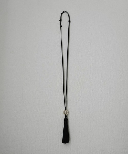 Lynn.(リン)の「cow leather & tassel necklace(ネックレス・レディース・ブラック・FREE)」の8枚目の写真