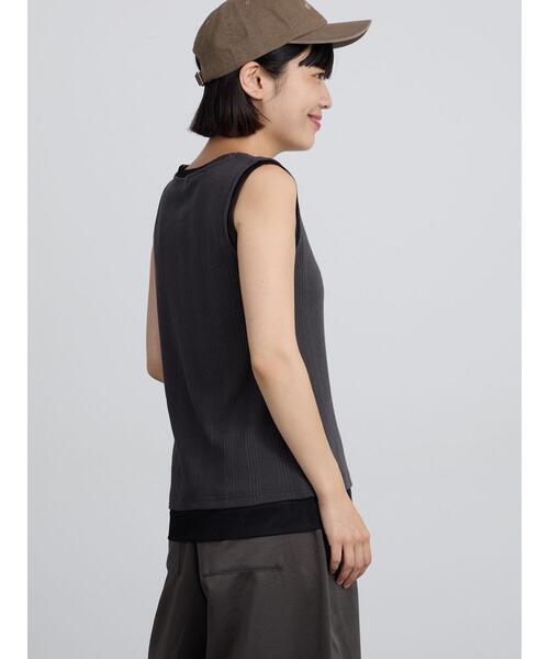 Samansa Mos2(サマンサ モスモス)の「ランダムリブチュール付きタンクトップ(Tシャツ/カットソー・レディース・チャコールグレー/オフホワイト/キャメル・F)」の16枚目の写真