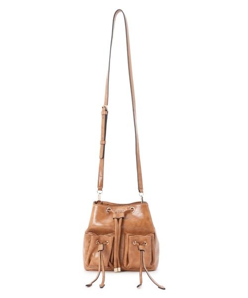 Guess(ゲス)の「THEODORA Drawstring Bucket Bag ショルダーバッグ バケットバッグ(ショルダーバッグ・レディース・ブラック・ONE SIZE)」の4枚目の写真