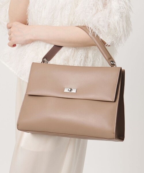 UNITED ARROWS(ユナイテッドアローズ)の「ダブルフラップ ワンハンドル バッグ(ハンドバッグ・レディース・ブラック/ベージュ・FREE)」の2枚目の写真
