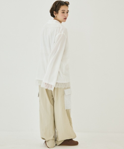 MIRROR STOKE(ミラーストーク)の「【ZOZO限定】LACE DESIGN BLOUSE/レースデザインブラウス(シャツ/ブラウス・レディース・ブラウン/オフホワイト・MEDIUM)」の13枚目の写真