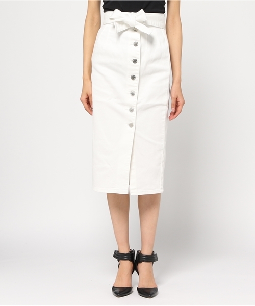 SLY（スライ）の「FOSTER BELTED M/SK-E（デニムスカート・レディース・ホワイト・1/2）」の2枚目の写真