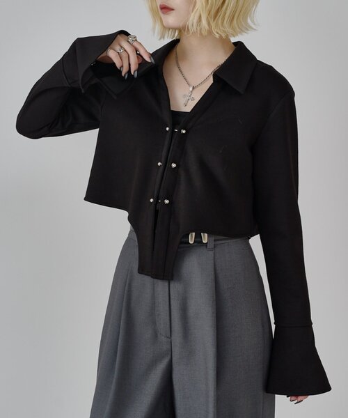 Lui's（ルイス）の「【mi-企画】ホックデザインクロップドシャツ（シャツ/ブラウス・レディース・ブラック/グレー・FREE）」の6枚目の写真