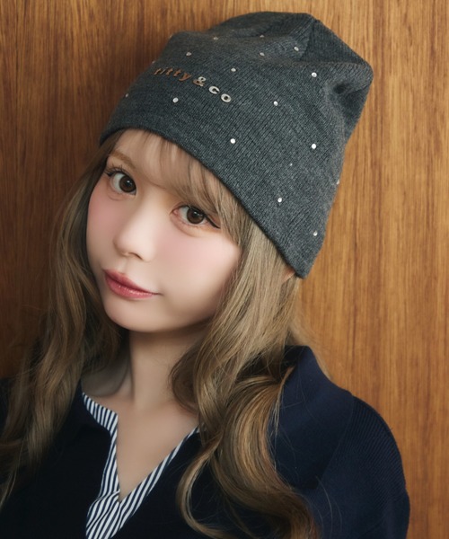 TITTY&CO.（ティティーアンドコー）の「ラメロゴニット帽（ニットキャップ/ビーニー・レディース・ライトグレー/グレー/ブラック/アイボリー・FREE）」の4枚目の写真