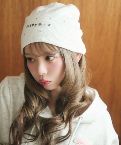 TITTY&CO.（ティティーアンドコー）の「ラメロゴニット帽（ニットキャップ/ビーニー・レディース・ライトグレー/グレー/ブラック/アイボリー・FREE）」の8枚目の写真