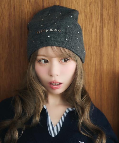TITTY&CO.（ティティーアンドコー）の「ラメロゴニット帽（ニットキャップ/ビーニー・レディース・ライトグレー/グレー/ブラック/アイボリー・FREE）」の14枚目の写真