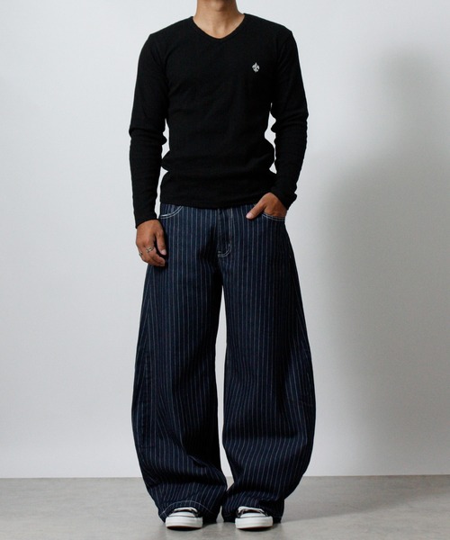 NYLAUS(ナイラス)の「【NYS】ワンポイント刺繍 テレコ Vネック ロンT 長袖Tシャツ ロングTシャツ ジャストサイズ(Tシャツ/カットソー・メンズ・ホワイト/ブラック・M/L/S)」の7枚目の写真