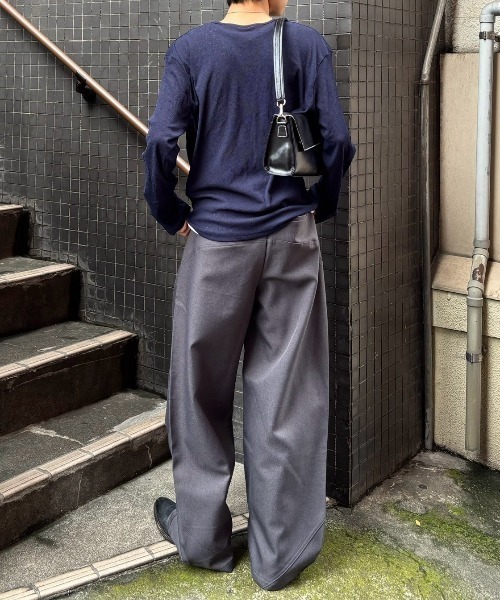 Chikashitsu +(チカシツプラス)の「【Chikashitsu +】sheer henley long sleeve tee / 【チカシツプラス】シアーヘンリーネック長袖Tシャツ<着用動画あり>(Tシャツ/カットソー・メンズ・ネイビー/ベージュ/アイボリー/ブラック・ONE SIZE)」の13枚目の写真
