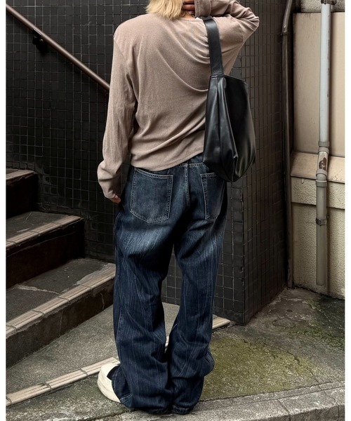 Chikashitsu +(チカシツプラス)の「【Chikashitsu +】sheer henley long sleeve tee / 【チカシツプラス】シアーヘンリーネック長袖Tシャツ<着用動画あり>(Tシャツ/カットソー・メンズ・ネイビー/ベージュ/アイボリー/ブラック・ONE SIZE)」の15枚目の写真